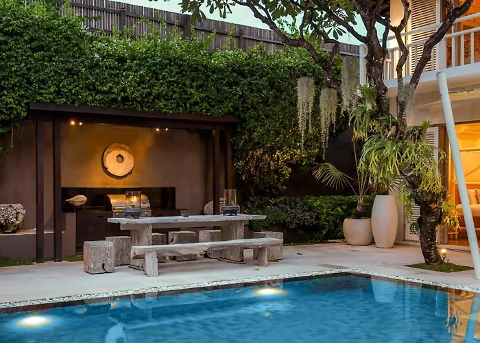 Jajaliluna Villa