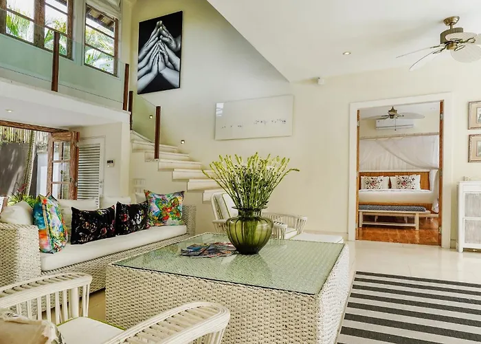 Jajaliluna Villa